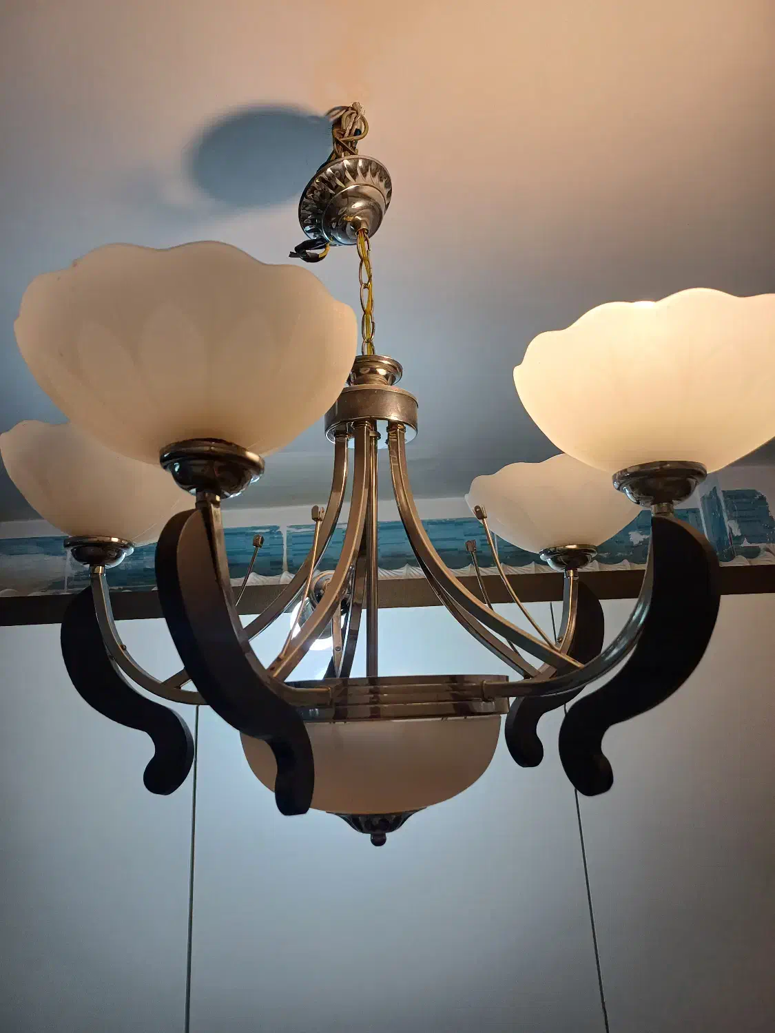 لوستر پنج شاخه چوبی مناسب اشپزخانه|لوستر و چراغ آویز|تبریز, |دیوار