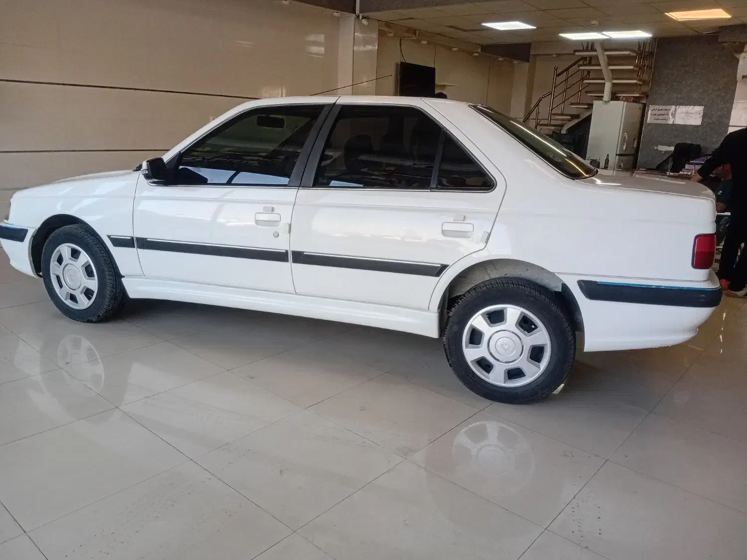 پژو پارس سال ، موتور جدید ، مدل ۱۴۰۱ ، اقساطی|خودرو سواری و وانت|شیراز, شهرک گلستان شمالی|دیوار