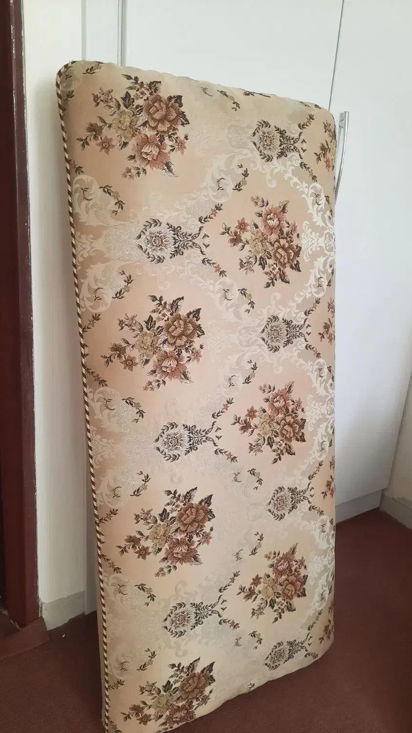 4 عدد پشتی|پشتی|ایلام, |دیوار