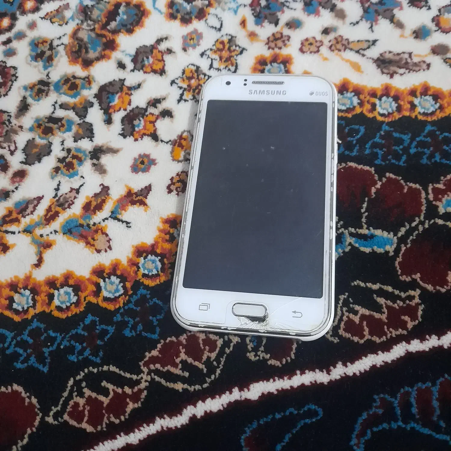 گوشی جی وان فروش فوری|موبایل|محمدشهر, یزدیها|دیوار