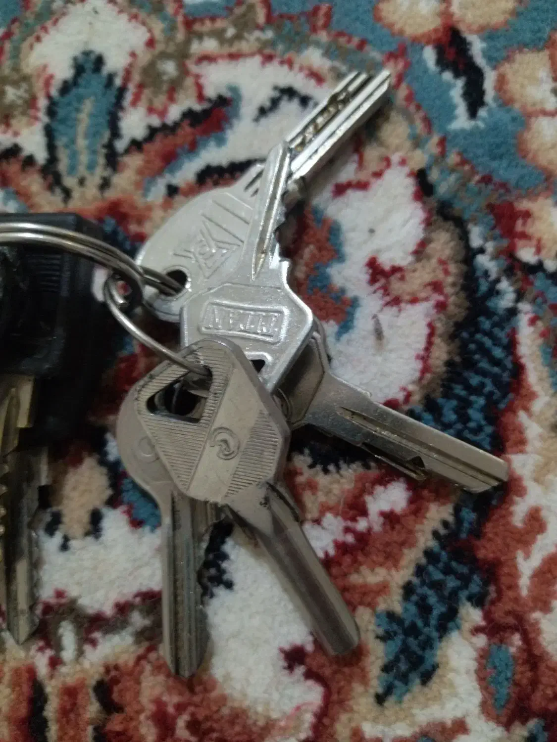 سویچ و کلید|اشیا|قم, سراجه (۱۵ خرداد)|دیوار