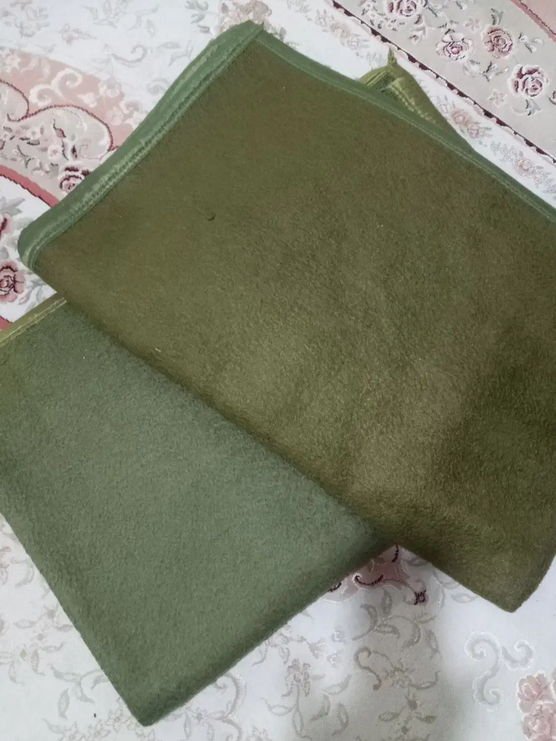 پتو تک نفره ۴۵۰ ت تشک پنبه ای ۸۵۰|رختخواب، بالش، پتو|فردیس, شهرک شهید حسینی|دیوار