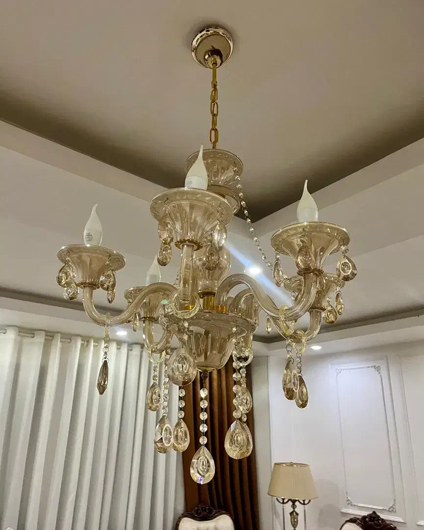 یک جفت لوستر ۶ شاخه|لوستر و چراغ آویز|کرج, شاهین‌ویلا|دیوار