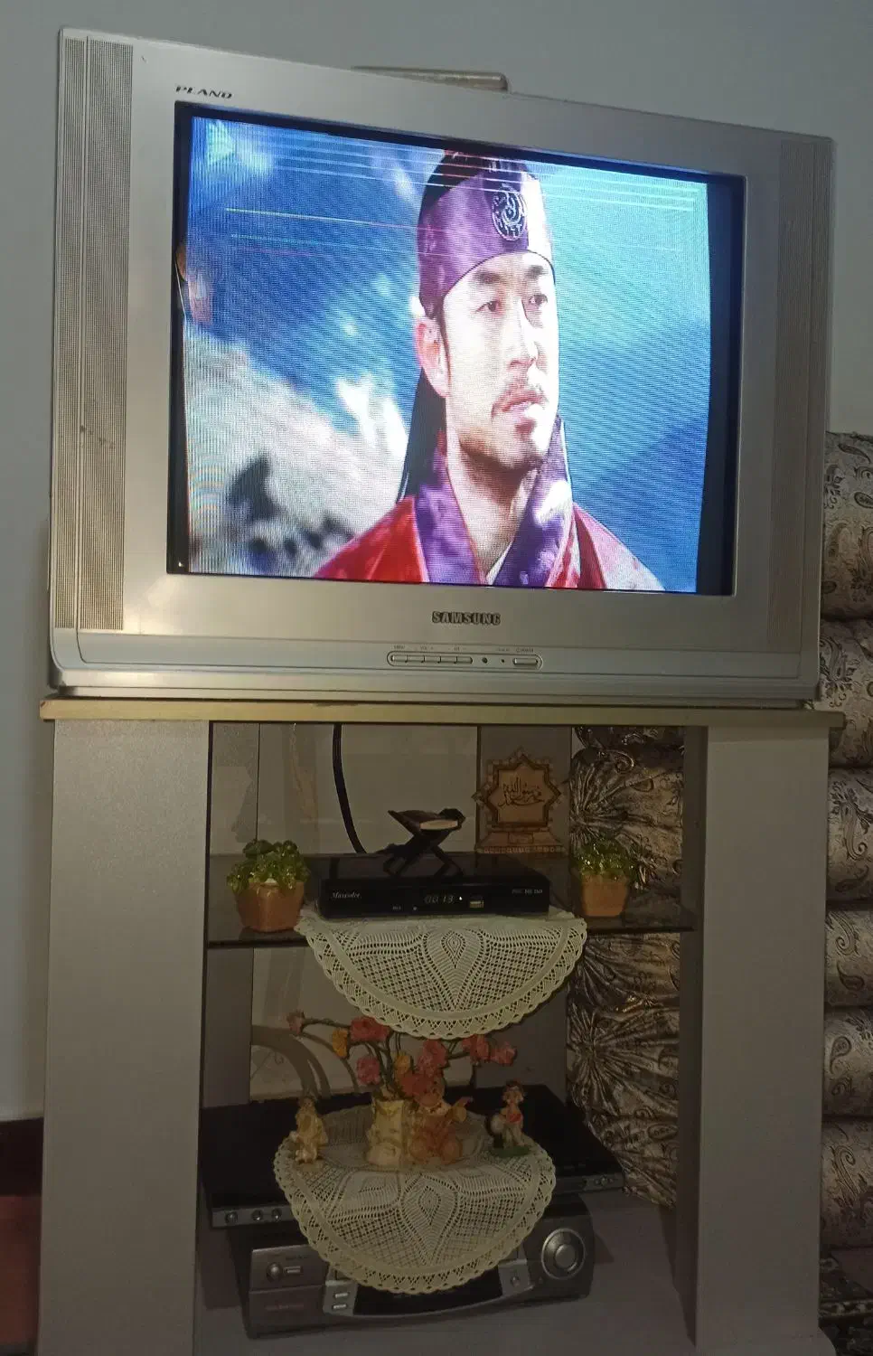 تلویزیون سامسونگ ۲۹ اینج|تلویزیون و پروژکتور|سنندج, |دیوار