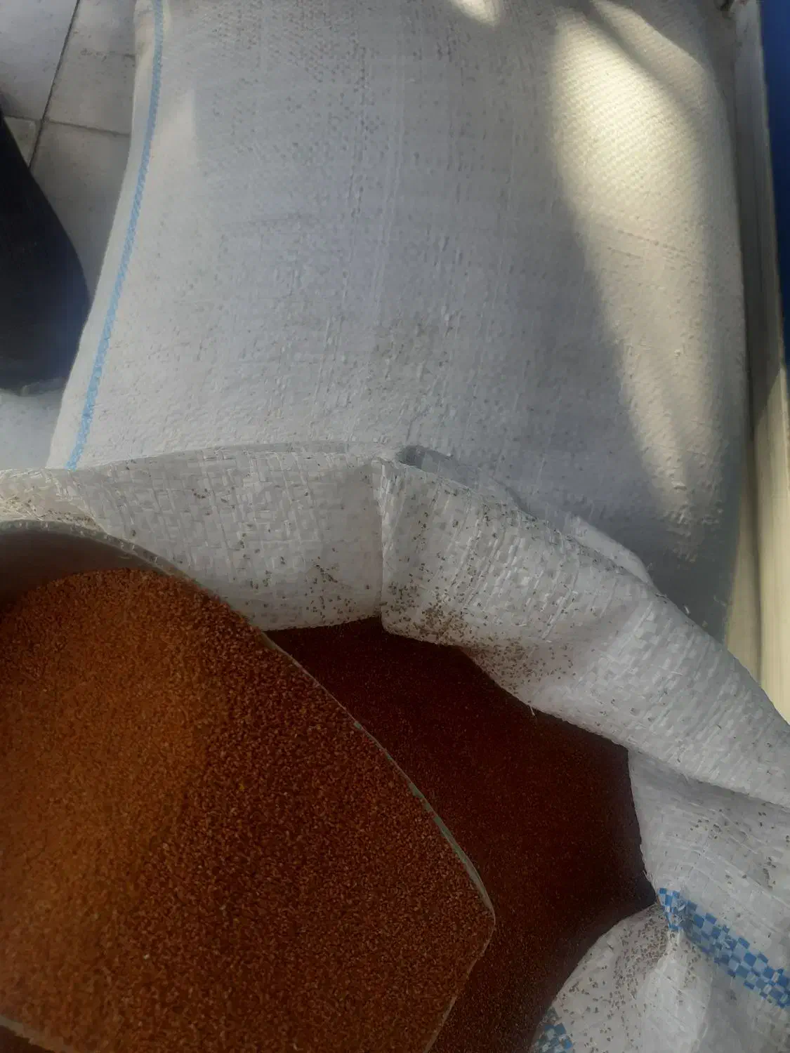 فروش  ادویجات معطر  و عسل  و خاکشیر|خوردنی و آشامیدنی|شیراز, کیان شهر|دیوار