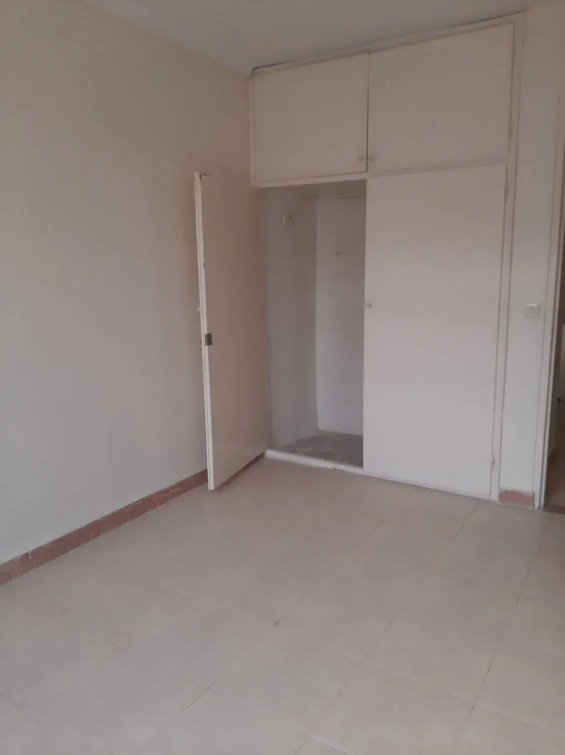 ۱۸۰ متر سه خوابه/ تخلیه/ شخصی ساز