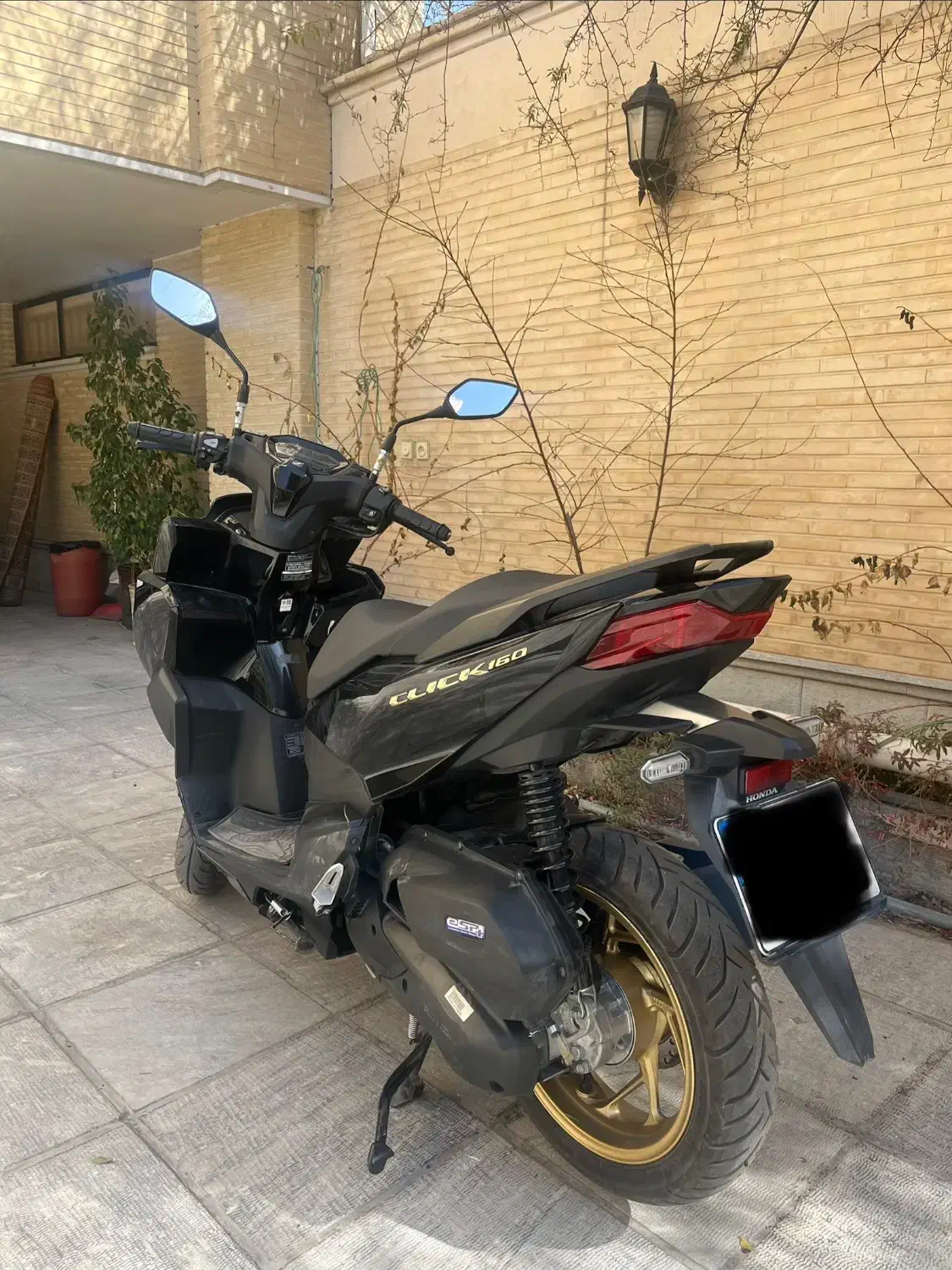 کلیک ۱۶۰ با abs|موتورسیکلت|اصفهان, ناژوان|دیوار