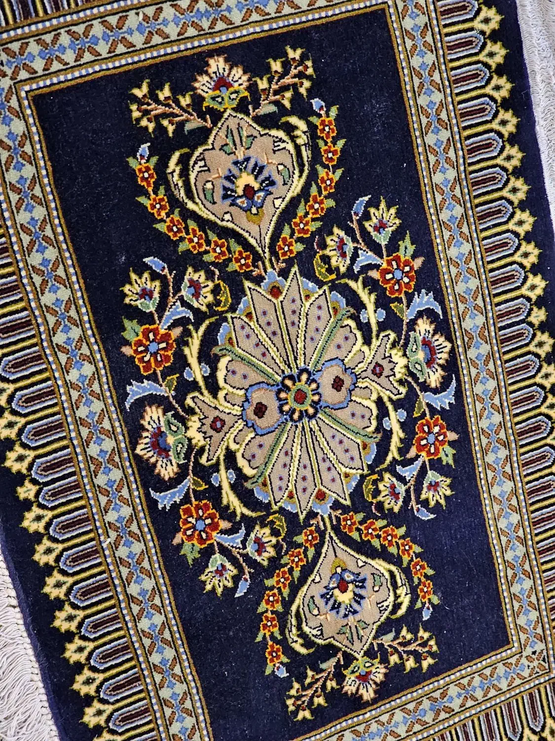 قالیباف دستباف کاشان|فرش|شهرکرد, |دیوار