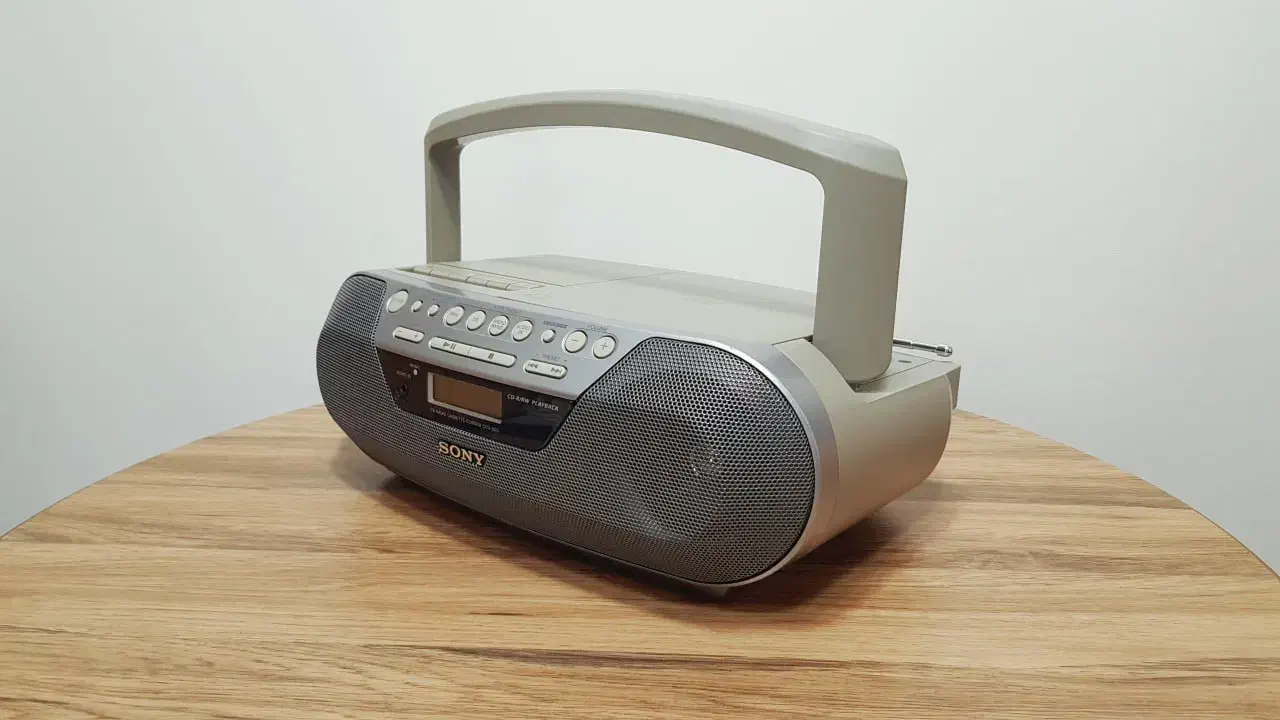 ضبط سونی آنتیک|سیستم صوتی خانگی|پرند, فاز ۵|دیوار