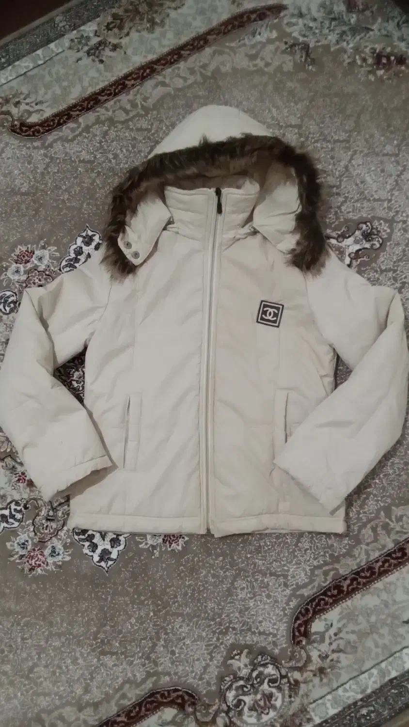 کاپشن و بافت|لباس|گلبهار, شهر جدید گلبهار|دیوار