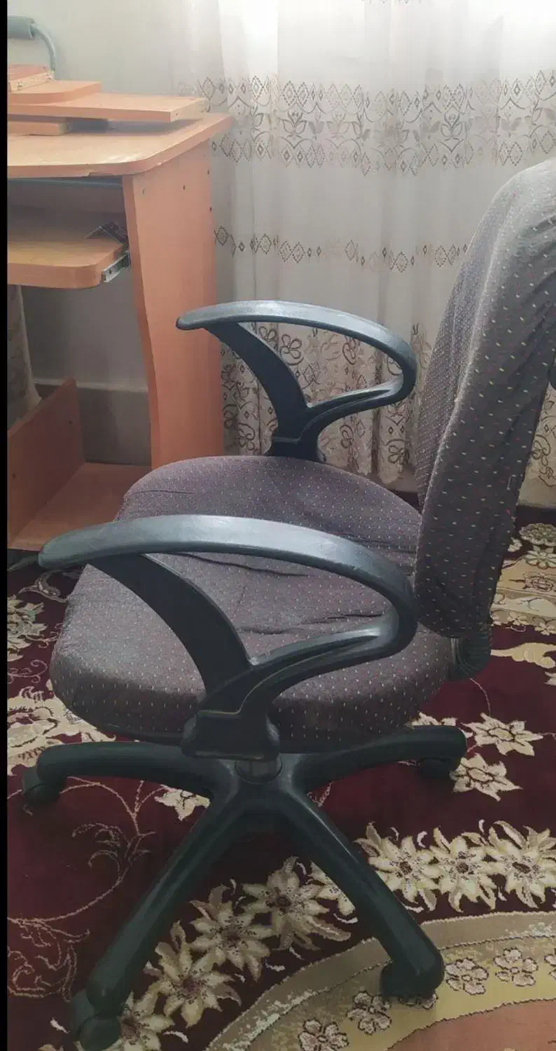 صندلی و میز کامپیوتر|میز تحریر و کامپیوتر|بجنورد, |دیوار