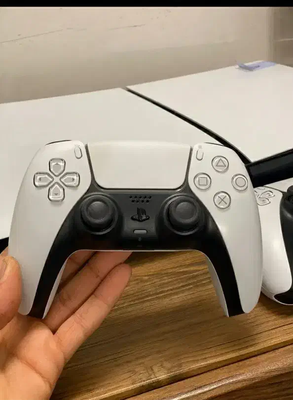 اسلیم PS5 دو دسته دیجیتال معاوضه با ps4 دارم|کنسول، بازی ویدئویی و آنلاین|گرگان, |دیوار
