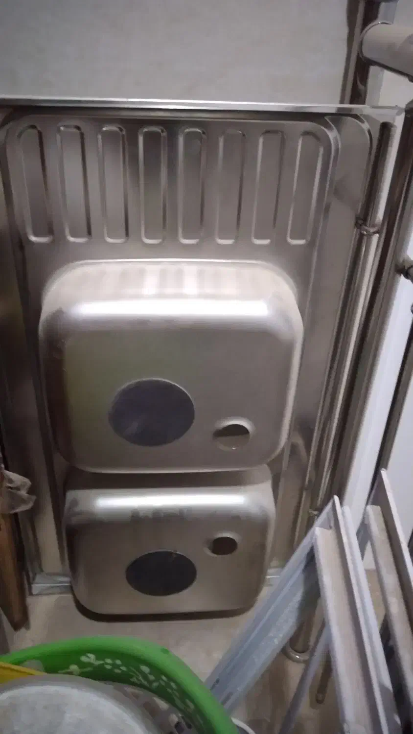 سینک ظرفشویی|آب‌چکان و نظم‌دهنده ظروف|قم, تولید دارو و یخچال|دیوار