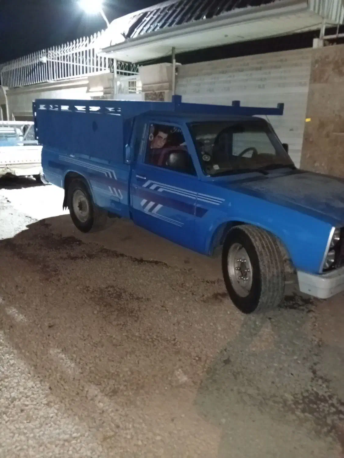 نیسان دیزل|خودرو سواری و وانت|فاضل آباد, |دیوار