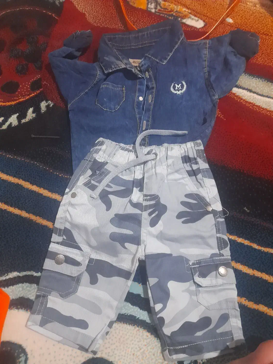 چند دست لباس بچگانه|کفش و لباس بچه|سلماس, |دیوار