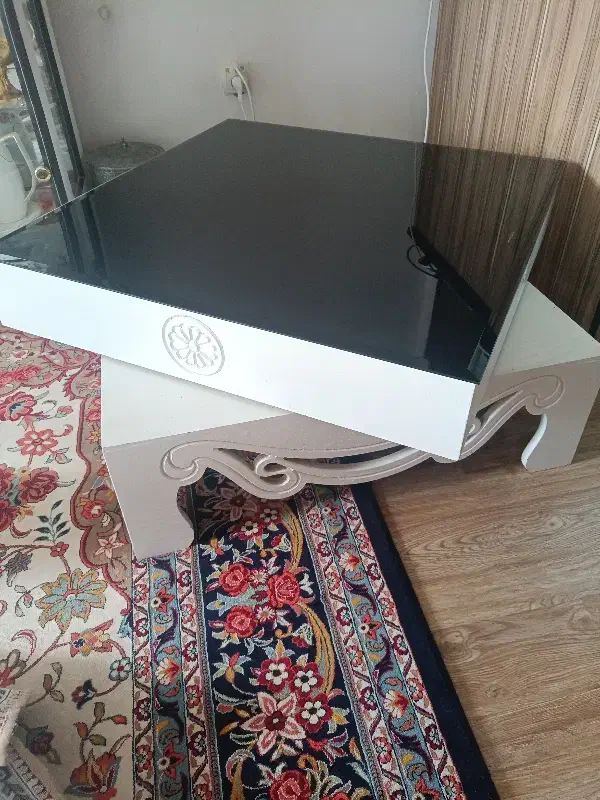 میز جلو مبلی متحرک|مبلمان خانگی و میز عسلی|سهند, |دیوار