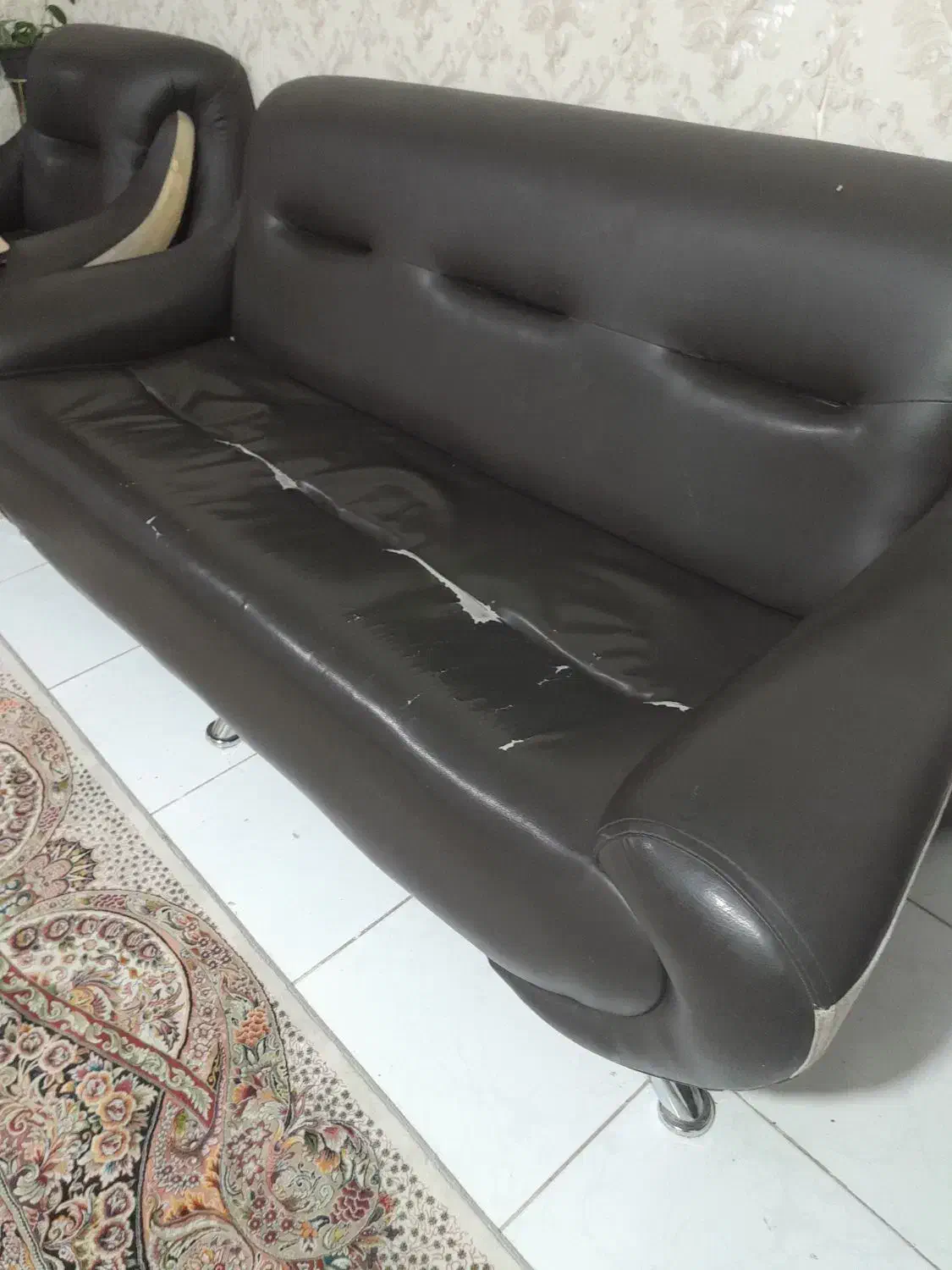 ۵۰۰هزار|مبلمان خانگی و میز عسلی|کرج, مصباح|دیوار