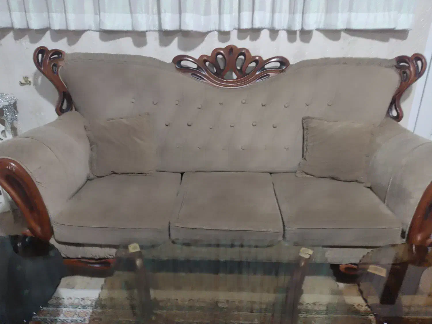 مبل کلاسیک 7نفره|مبلمان خانگی و میز عسلی|رباط‌کریم, رباط‌کریم|دیوار