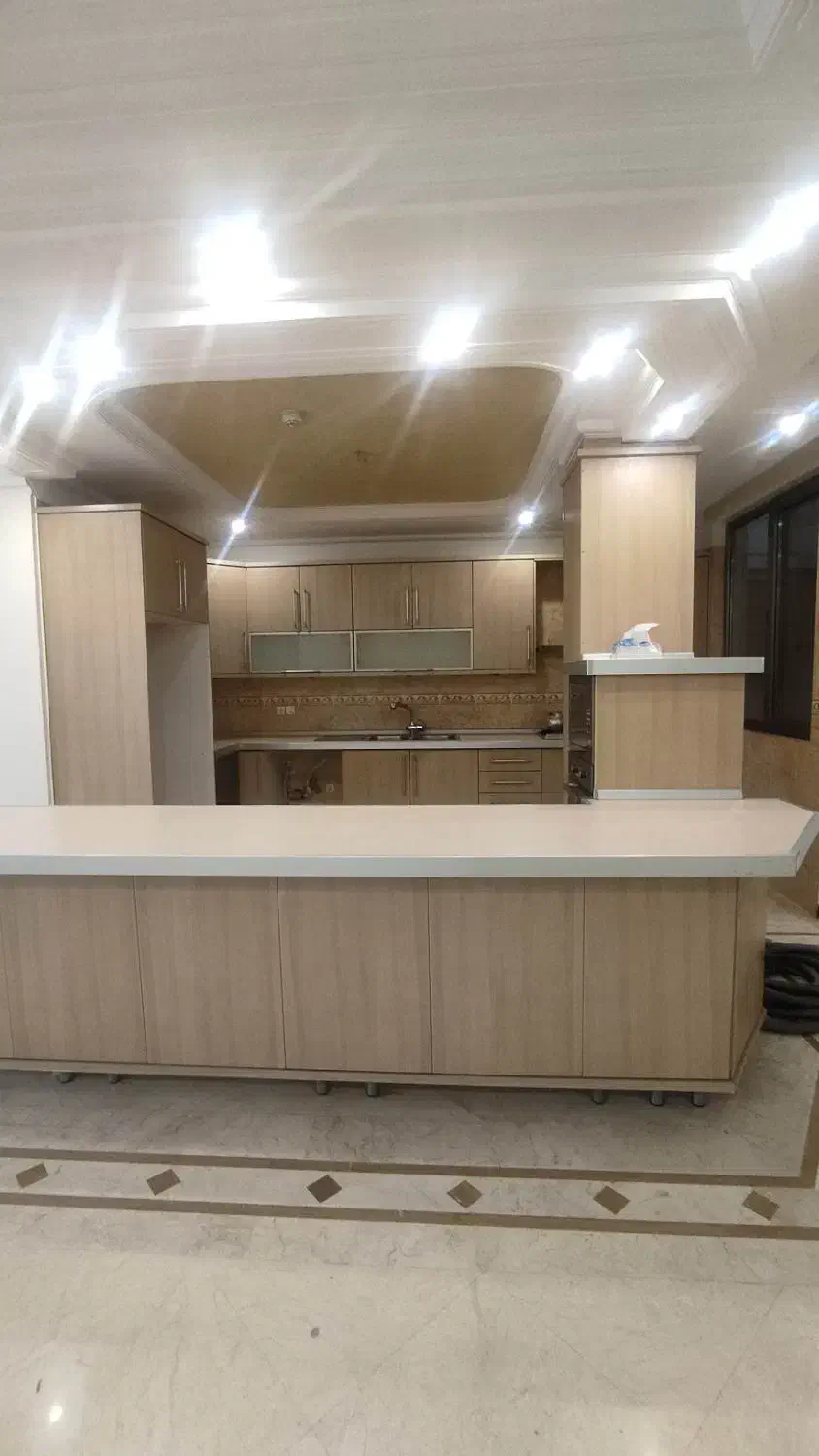 180 متر سه خواب سعادت آباد