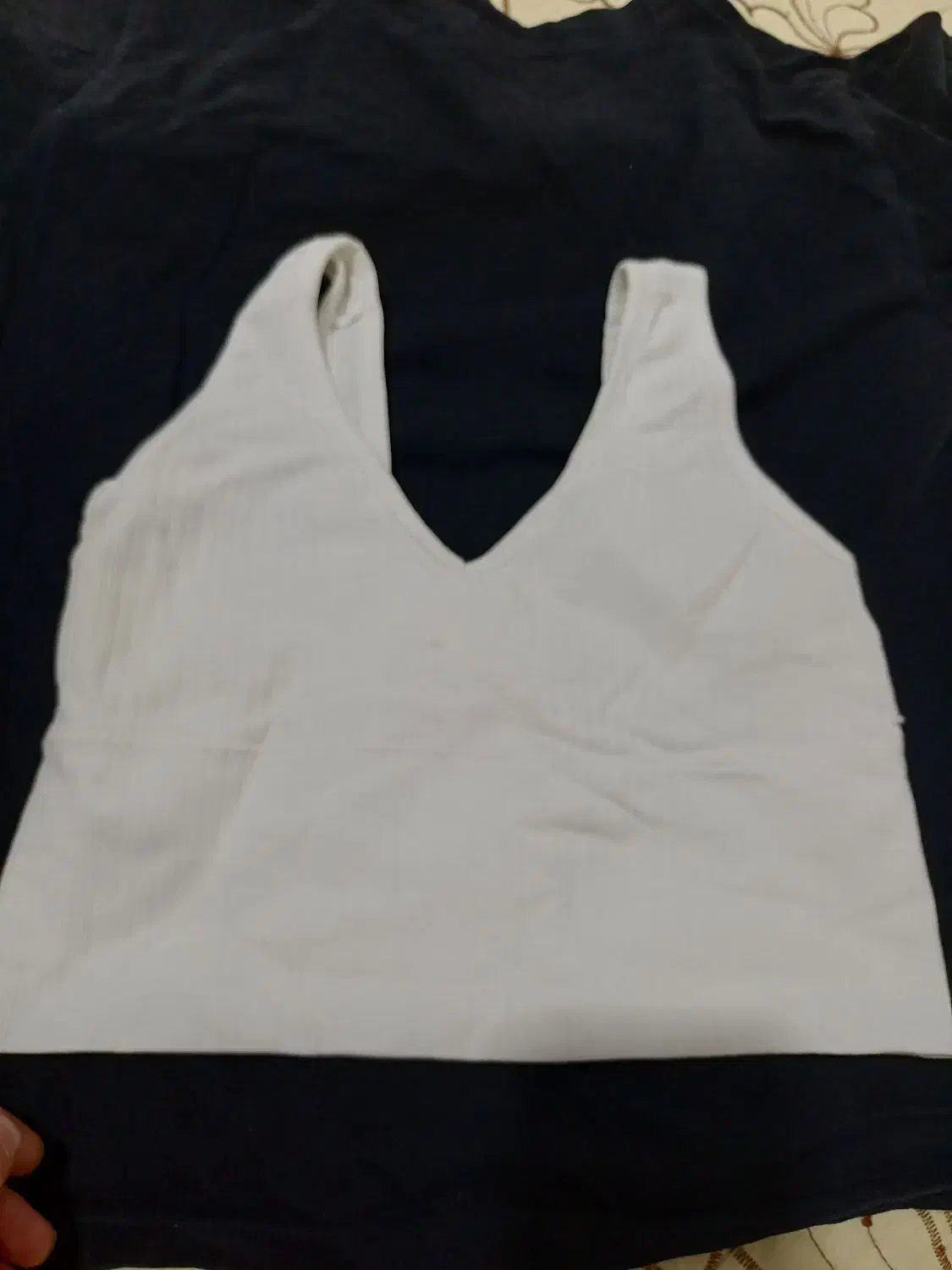 نیم تنه سفید|لباس|کرج, شهرک فهمیده|دیوار