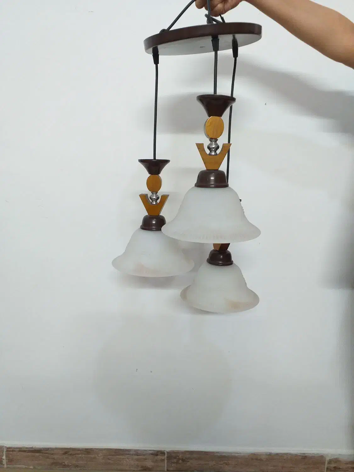 لوستر چوبی وشیشه|لوستر و چراغ آویز|پاکدشت, پاکدشت (مامازند)|دیوار