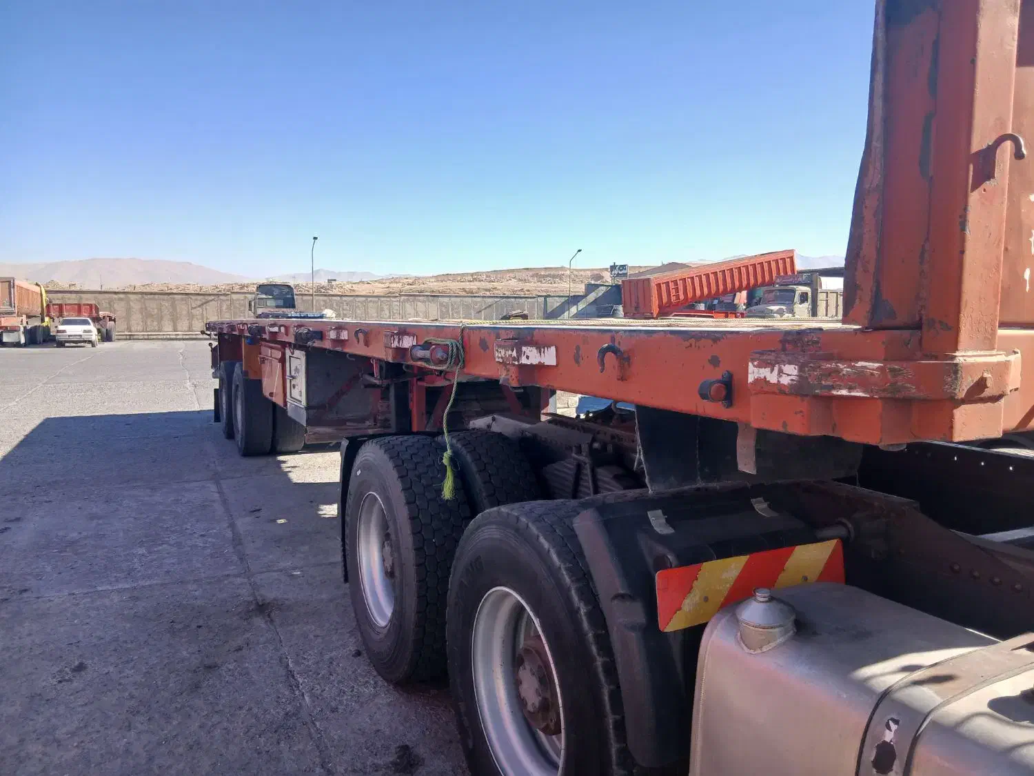 تریلی کفی (کف دومحور)|قطعات یدکی و لوازم جانبی|تهران, دکتر هوشیار|دیوار