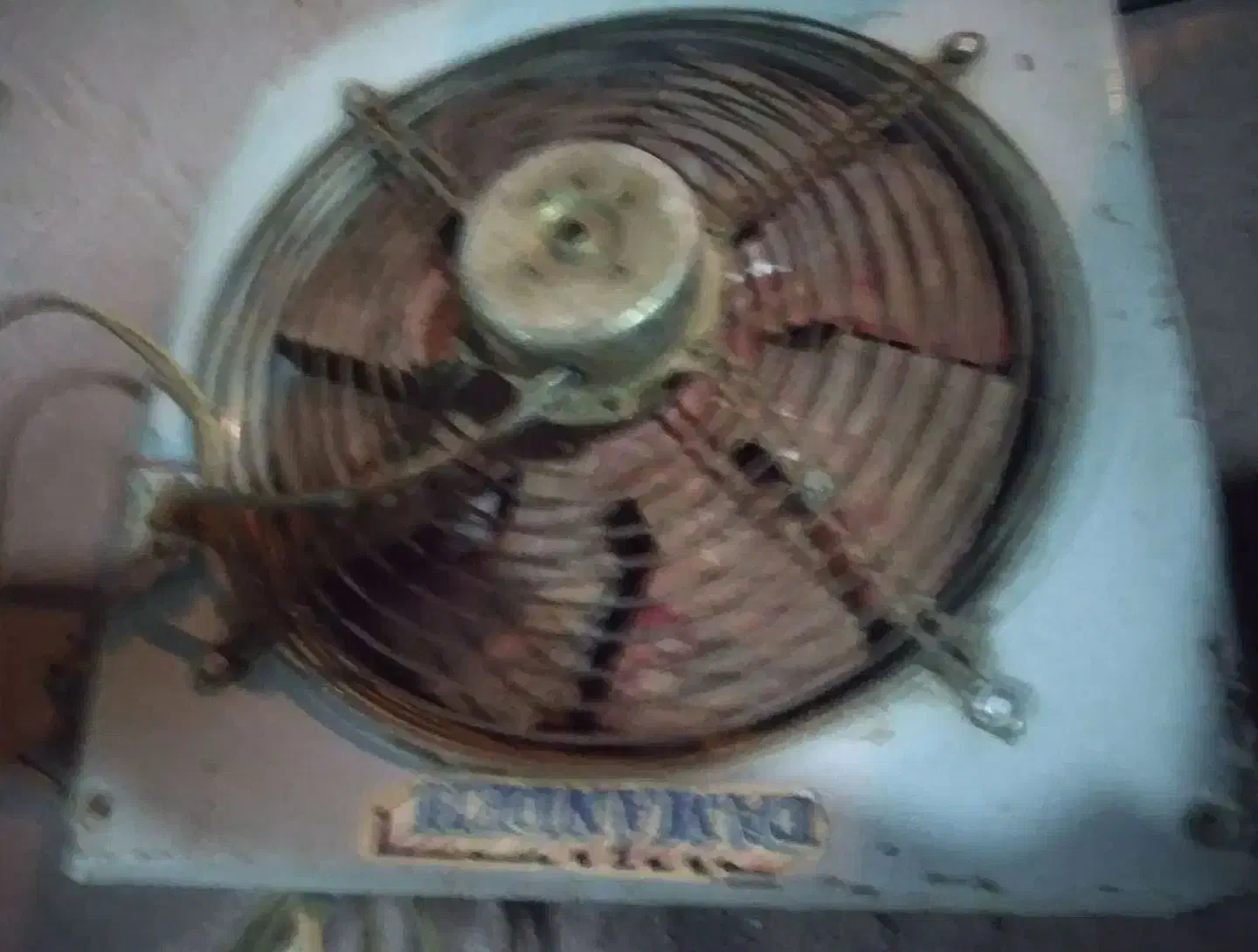 هواکش خانگی و صنعتی|پنکه و تصفیهکنندهٔ هوا|زاهدان, |دیوار