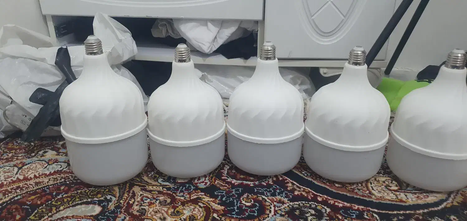 تولید و پخش کننده انواع لامپ عمده و جزی|لامپ و چراغ|کرمانشاه, |دیوار