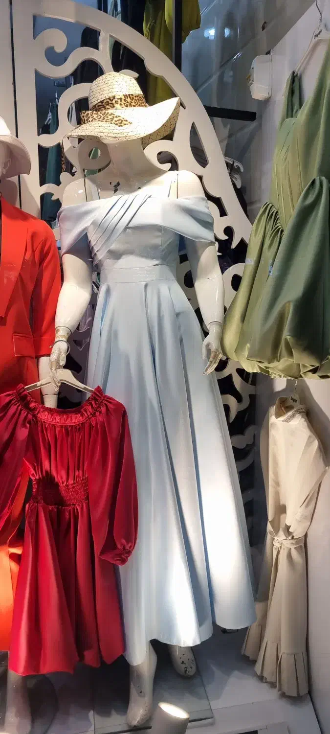 لباس مجلسی|لباس|بروجرد, |دیوار