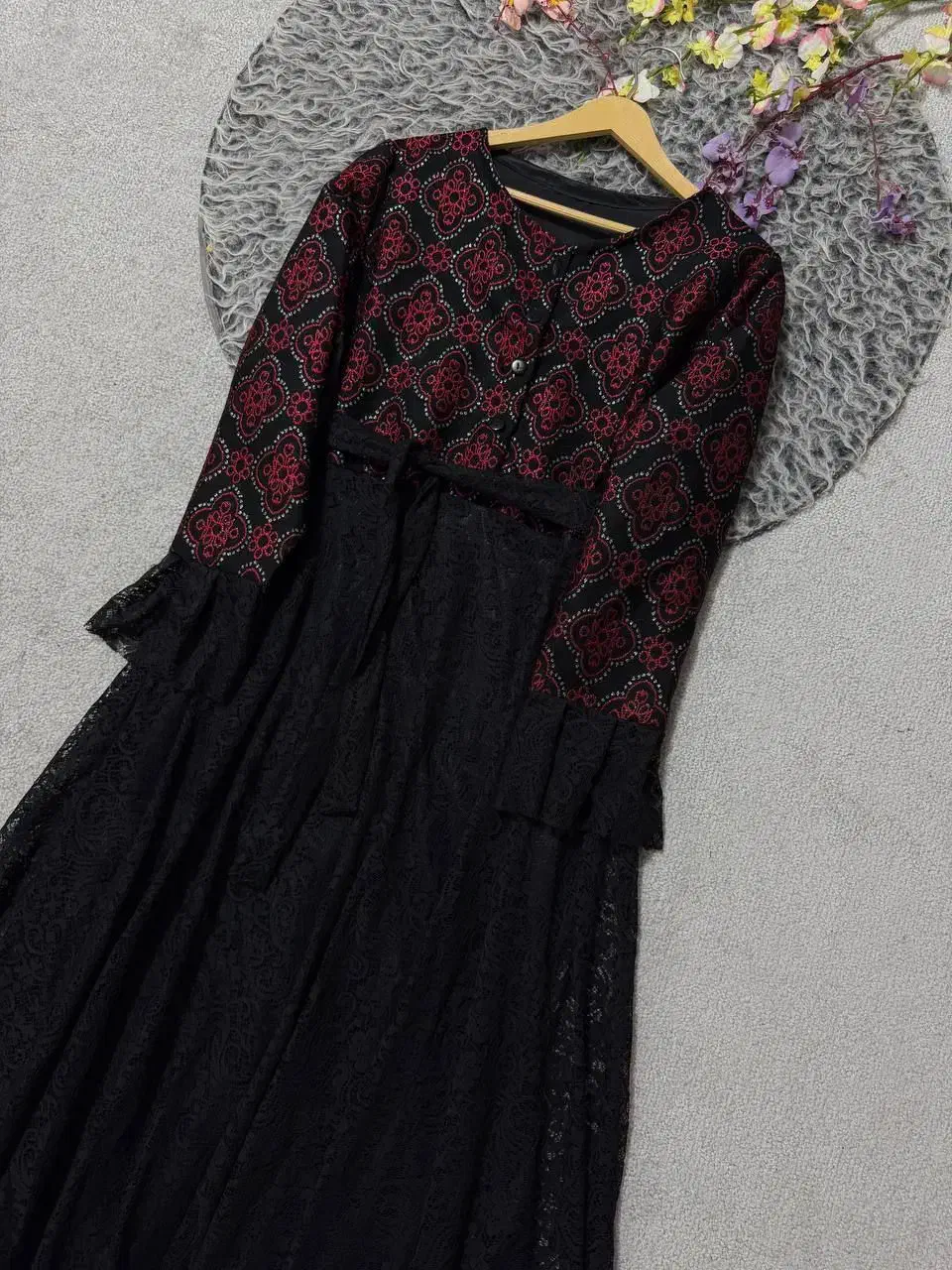 مجلسی|لباس|خرمآباد, |دیوار