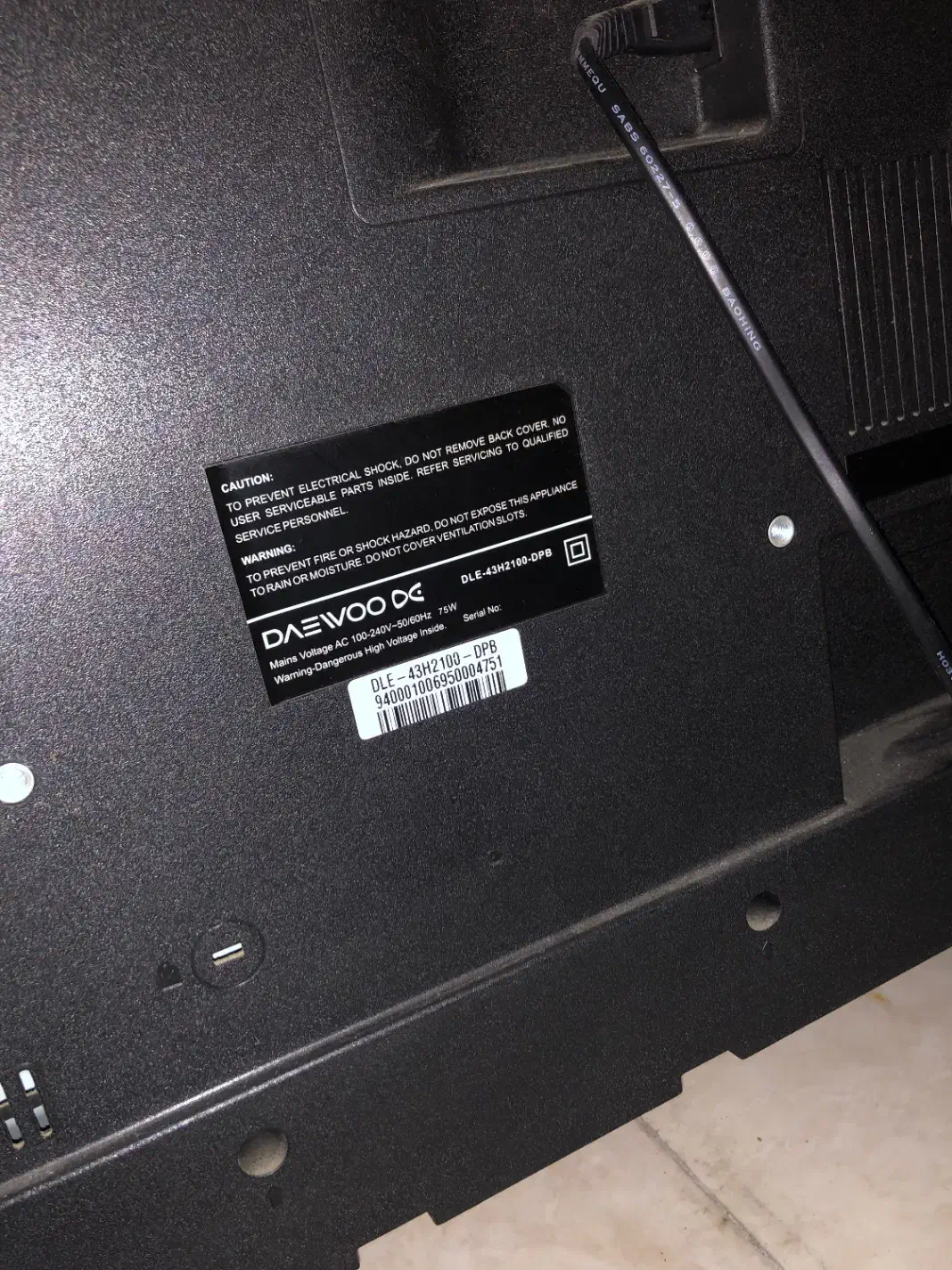 تلویزیون دوو ۴۳ نیاز به تعمیر daewoo|تلویزیون و پروژکتور|قائمشهر, |دیوار