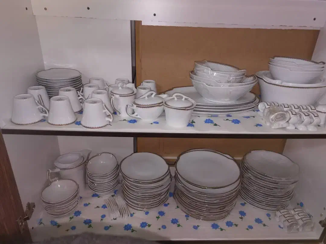 چینی ۱۸ پارچه|ظروف سرو و پذیرایی|محمدشهر, شهرک پیام (مهرالبرز)|دیوار