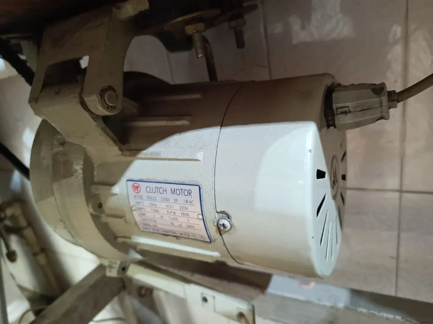 چرخ کفاشی|چرخ خیاطی و ریسندگی|نیشابور, ۲۲ بهمن|دیوار