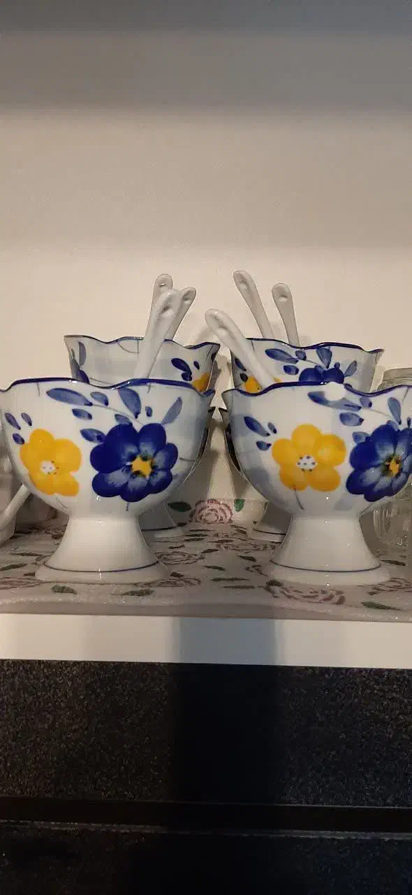 قهوه خوری و بستنی خوری|ظروف سرو و پذیرایی|کرج, کوی امامیه|دیوار