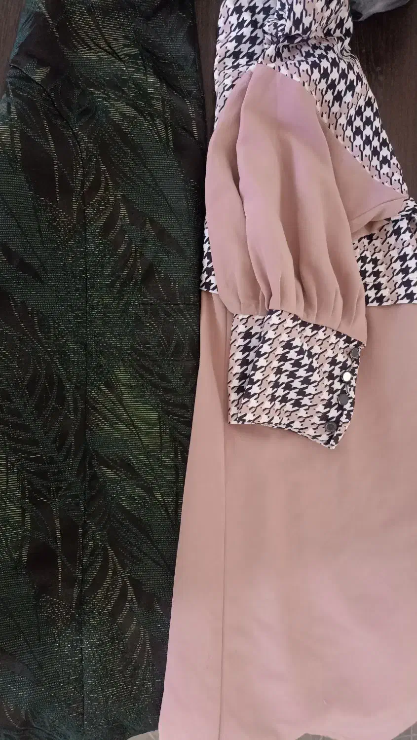 تعدادی لباس هر کسی لازم داشت با قیمت مناسب برداره|لباس|اهر, |دیوار