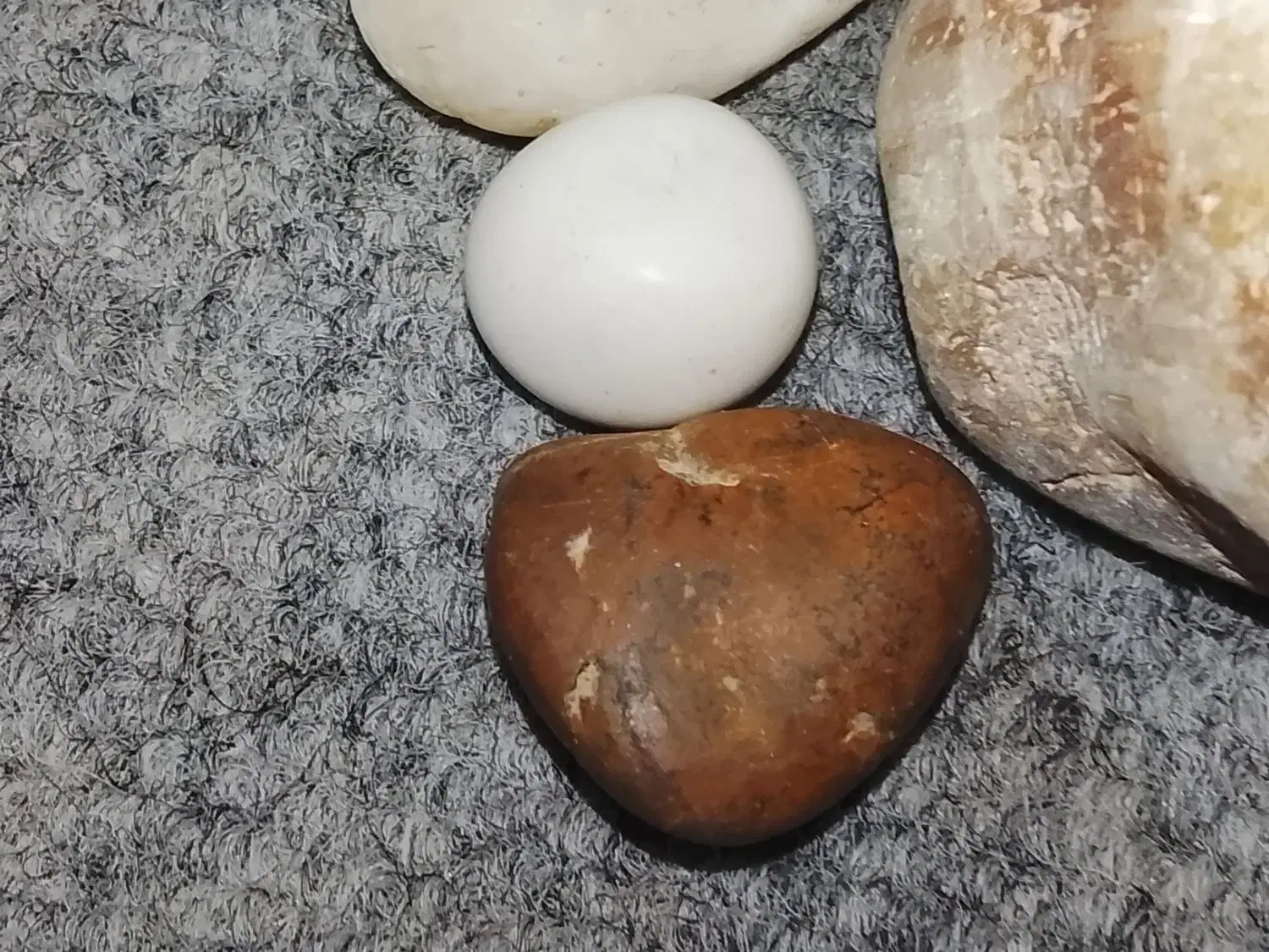 سنگ قیمتی واصلی|جواهرات|گلپایگان, |دیوار