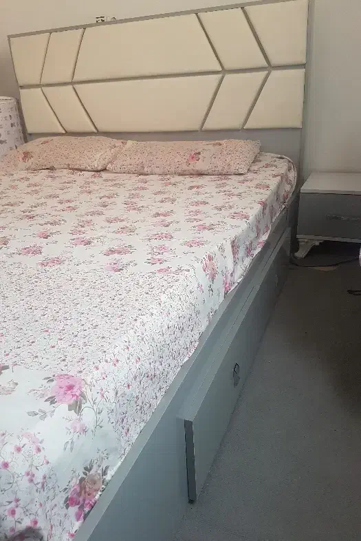 تخت خواب ، تشک و پاتختی|تخت و سرویس خواب|نجفآباد, فاز ۳ شهرک آزادگان|دیوار