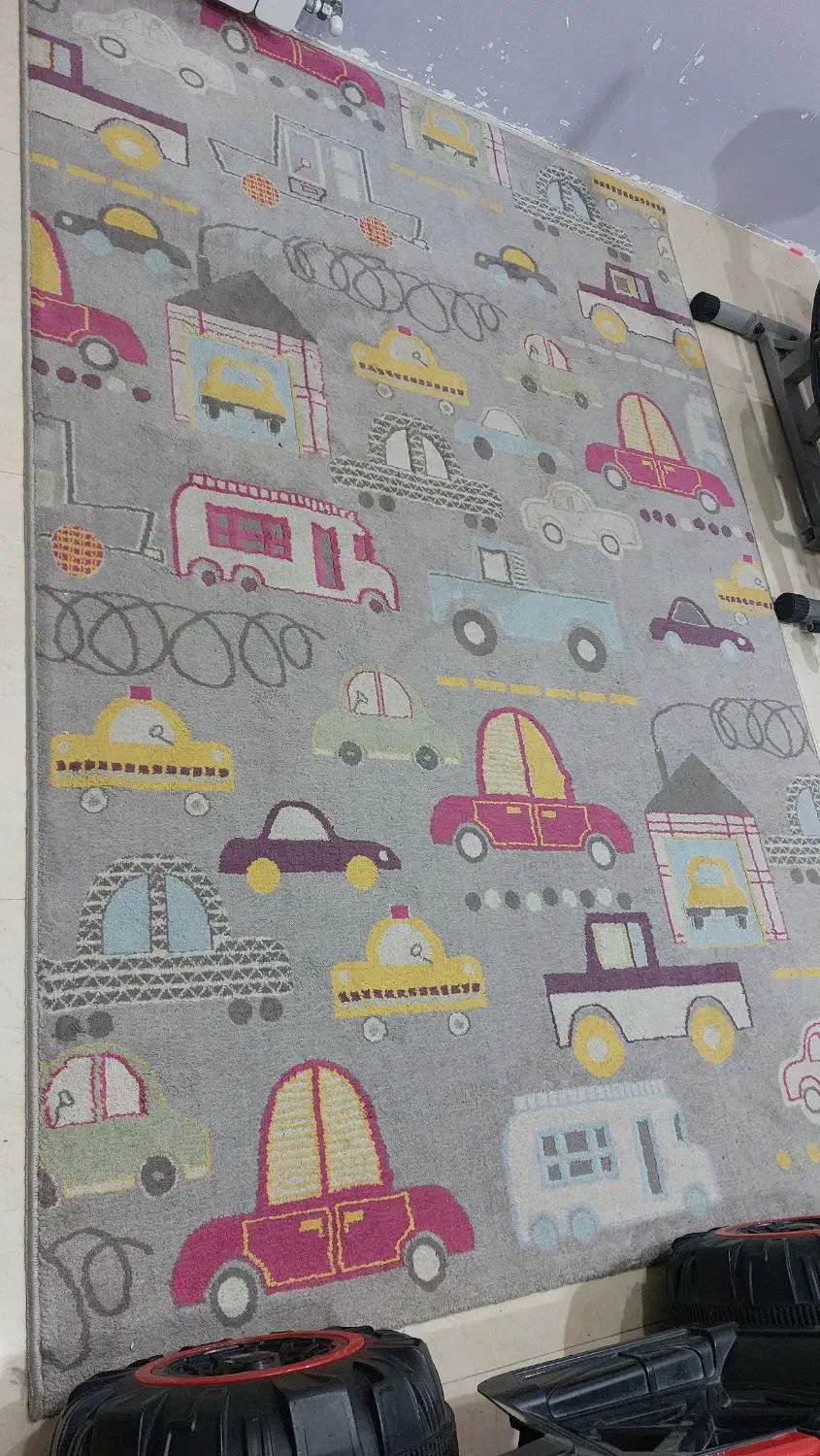 اسکی فضایی ، فرش کودک با قیمت بسیار مناسب|فرش|اهواز, کوروش|دیوار