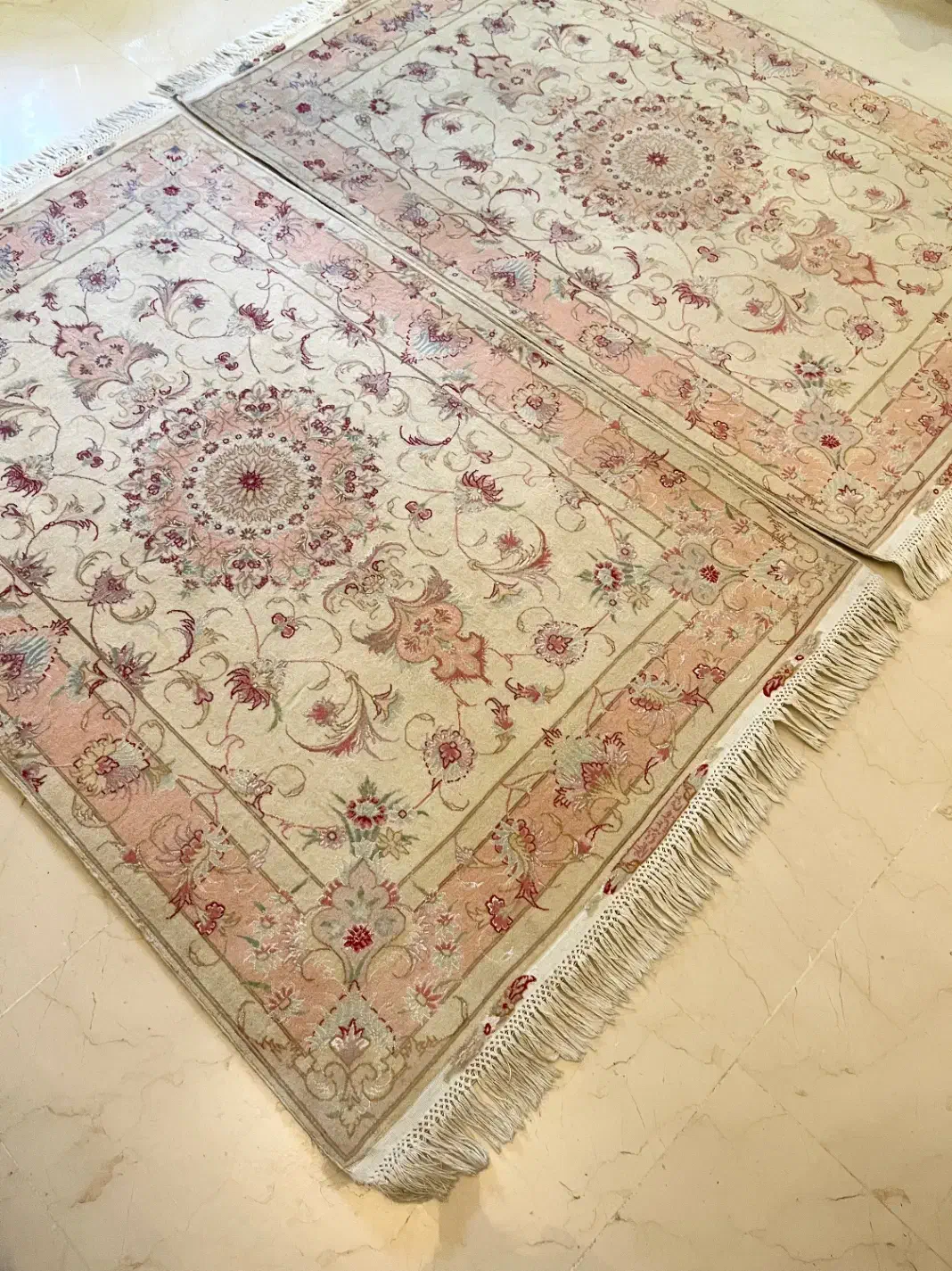 یک جفت فرش دستباف تبریز گل ابریشم ۱/۵ متری|فرش|تهران, قیطریه|دیوار