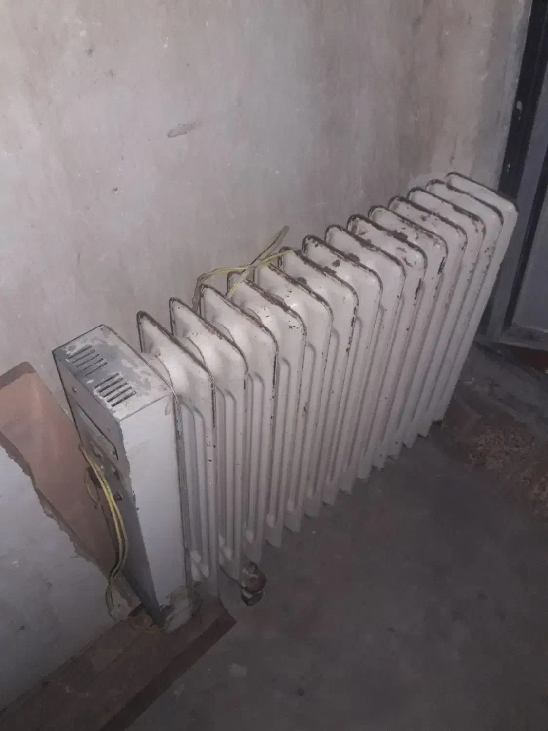 شوفاژ برقی|آبگرمکن، پکیج، شوفاژ|میانه, |دیوار