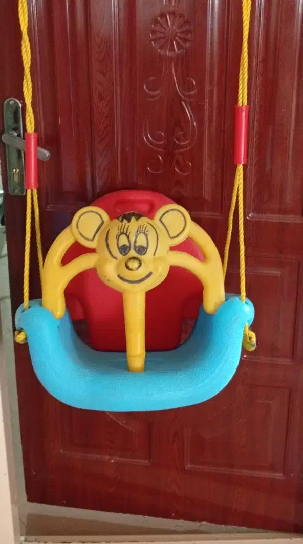 تاب اسباب بازی|اسباب‌‌بازی|الشتر, |دیوار