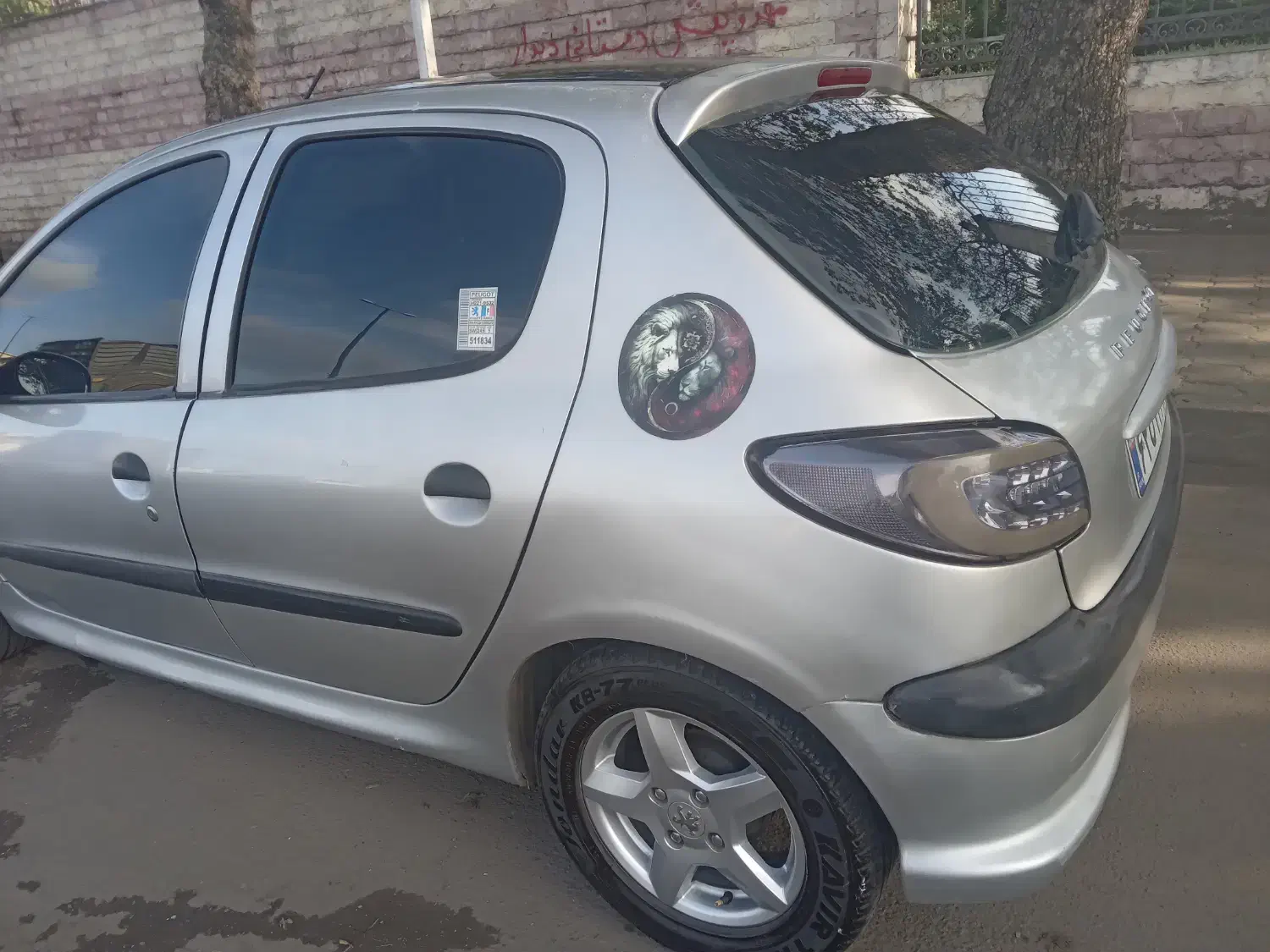 ۲۰۶ مدل ۸۲ شاسیها سالم دور رنگ|خودرو سواری و وانت|رشت, آتشگاه|دیوار