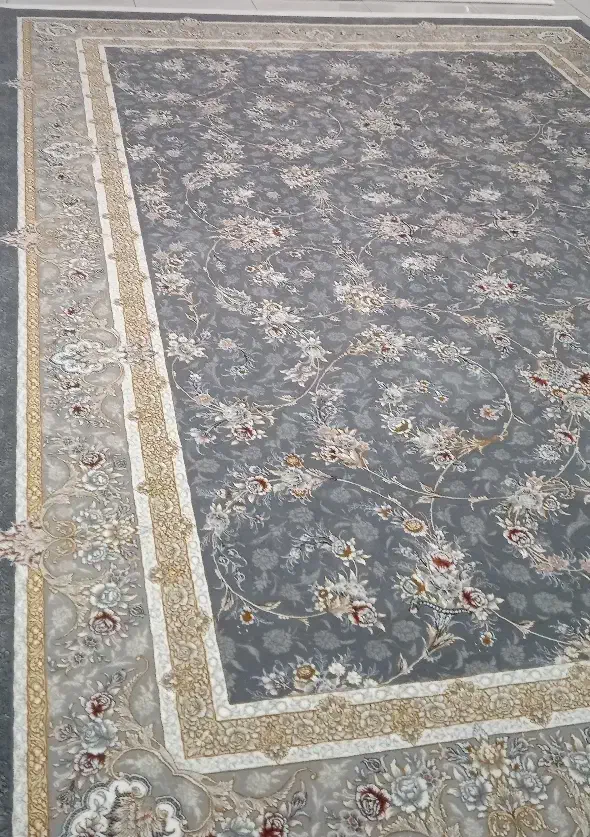 نزدیک بازار|کلکسیون اشیاء عتیقه|مهاباد (آذربایجان غربی), |دیوار