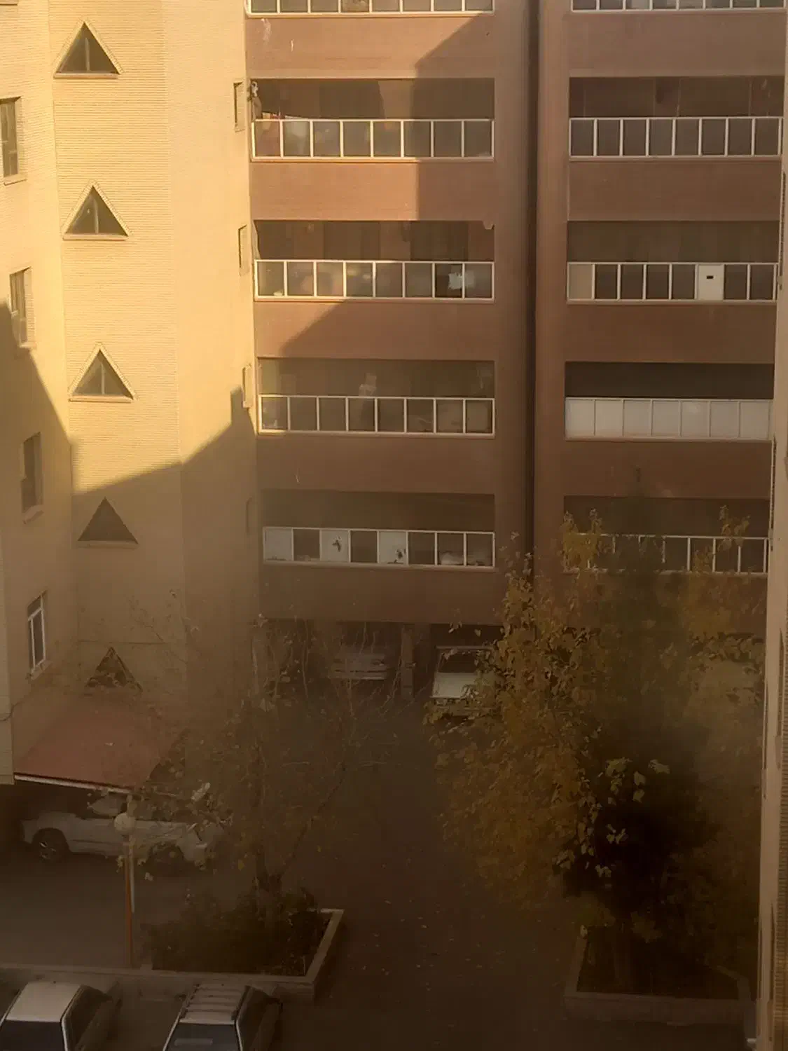 نیاز به نگهبان|استخدام سرایداری و نظافت|قم, پردیسان|دیوار