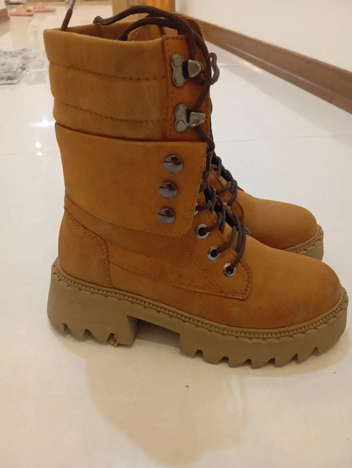 بوت زنانه|کیف، کفش، کمربند|مشهد, جاهد شهر|دیوار