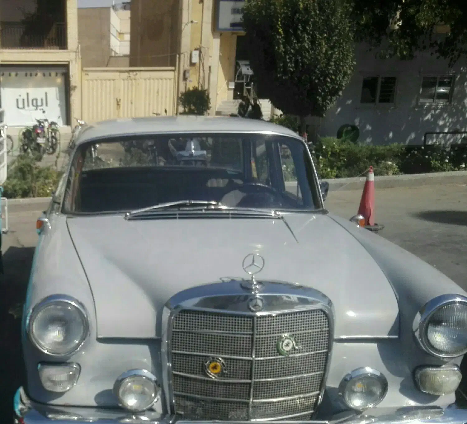 بنز ۱۹۰سالم.فابریک|خودرو کلاسیک|اصفهان, جلفا|دیوار