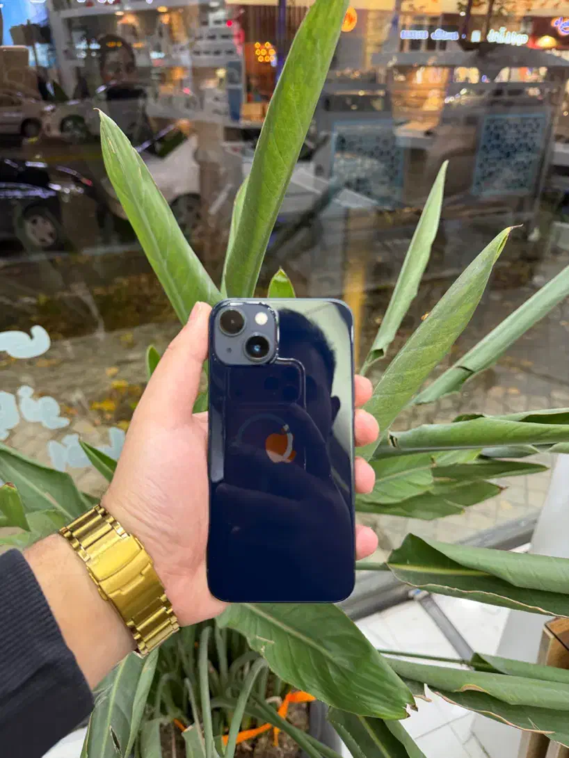 ایفون 13 باطری 90% بدون خط و خش با 1 ماه مهلت تست|موبایل|اصفهان, چرخاب|دیوار