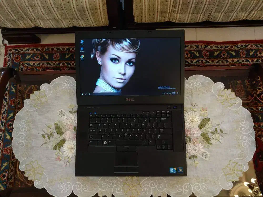 لپ تاپ پانزده اینچی دل Core i7 بسیار تمیز و سلامت|رایانه همراه|کرج, گلشهر|دیوار