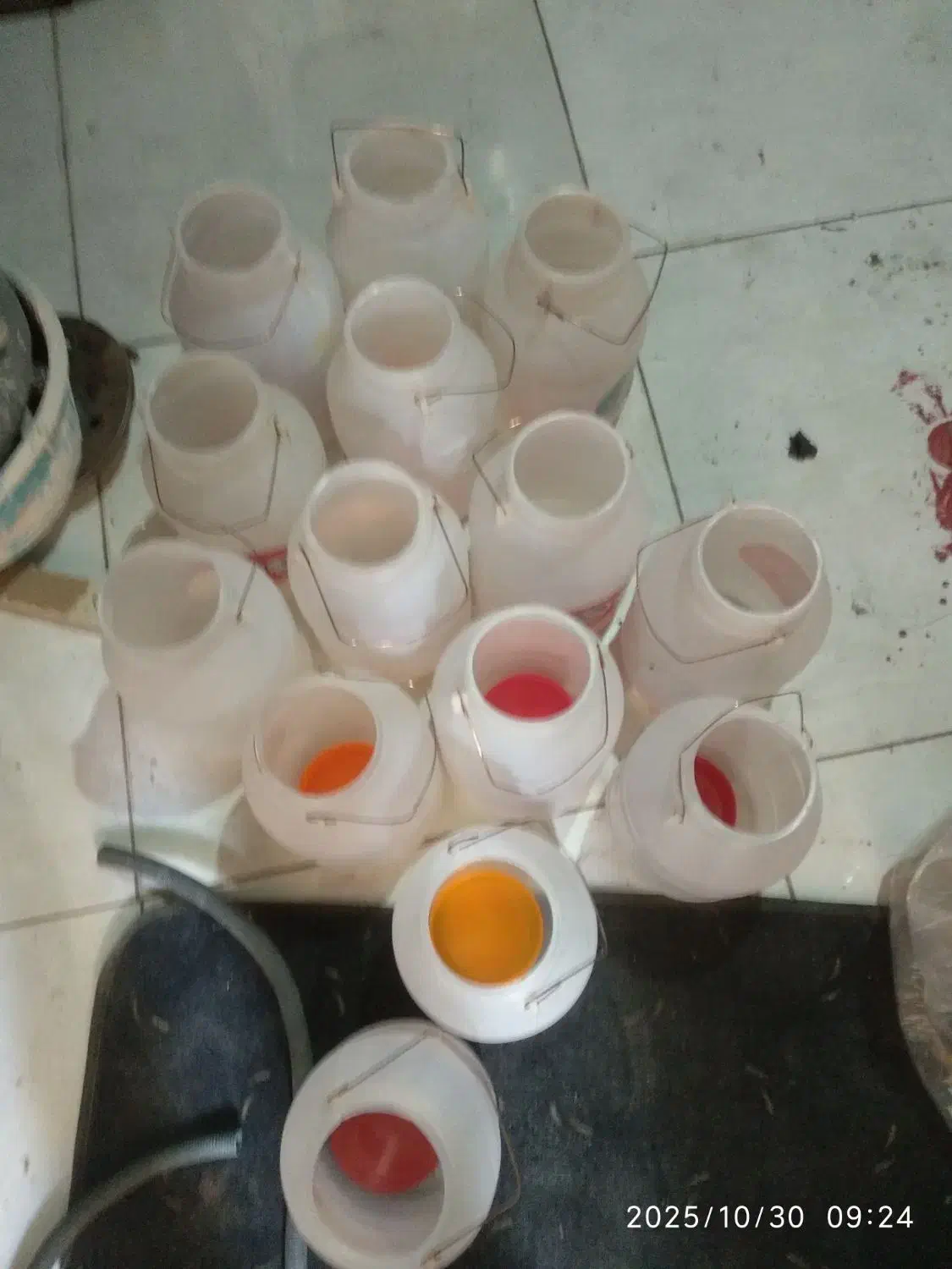 دبه پنج کیلویی|ظروف نگهدارنده، پلاستیکی، یک‌بارمصرف|کاشان, درب اصفهان|دیوار