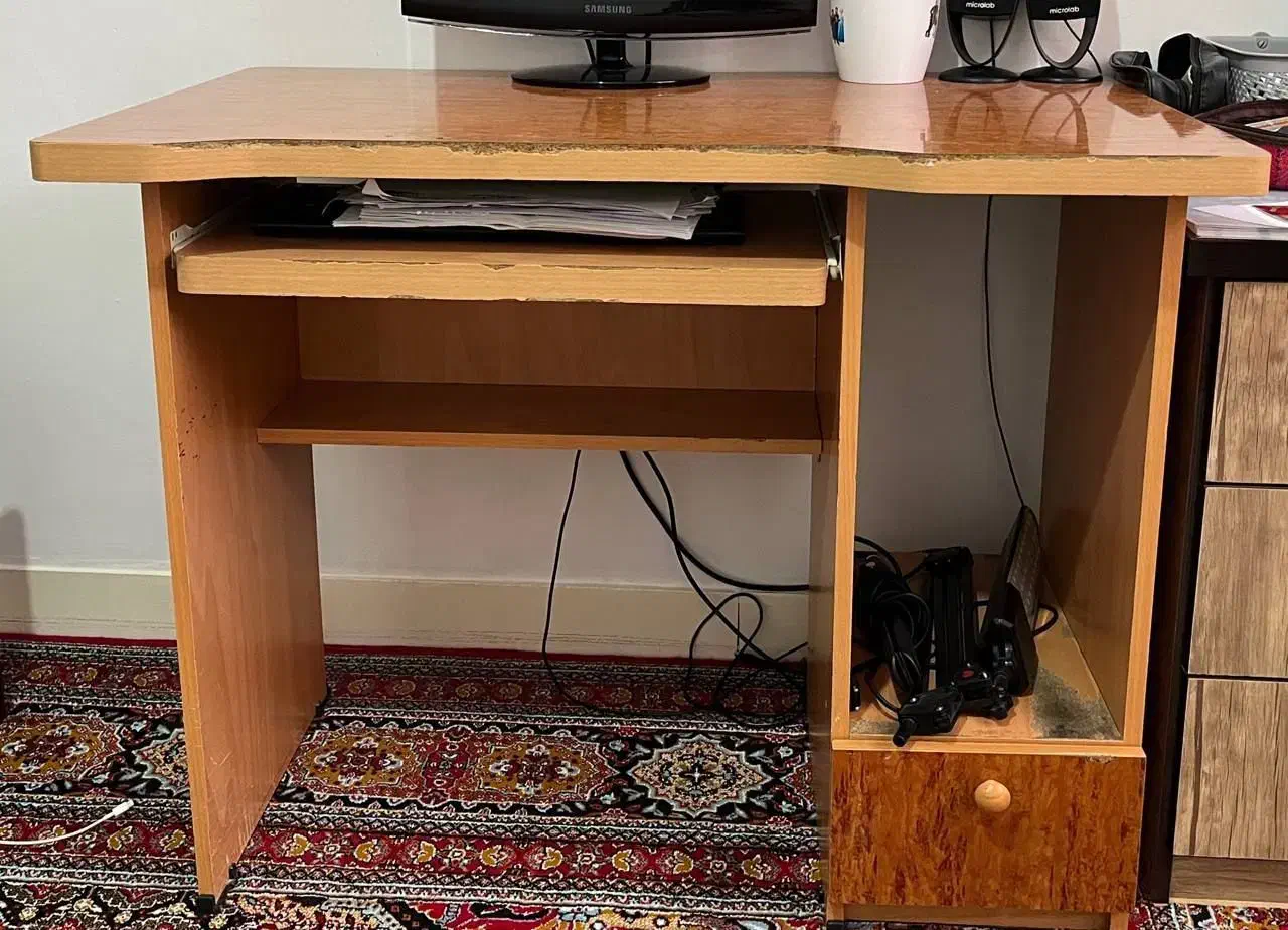 میز تحریر|میز تحریر و کامپیوتر|رزن, |دیوار